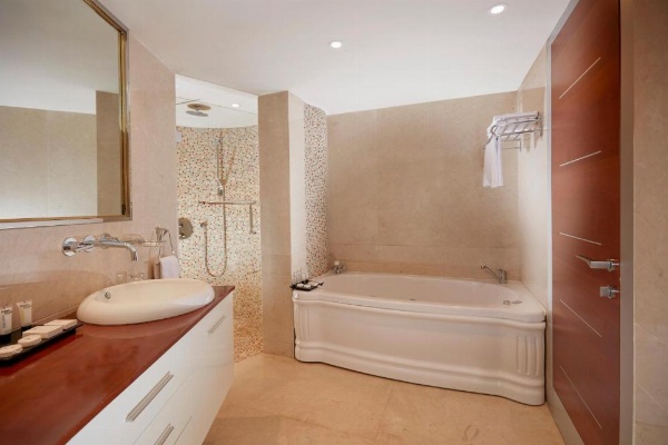 Hotel Frontel Al Harithia image 28